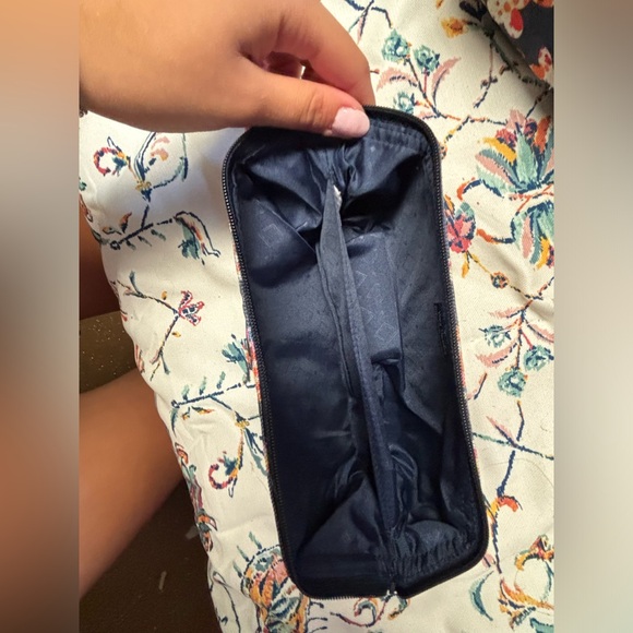 vera bradley backpack - Picture 10 of 10